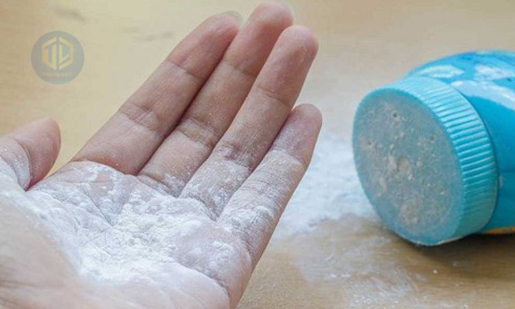 Sử dụng phấn rôm trẻ em