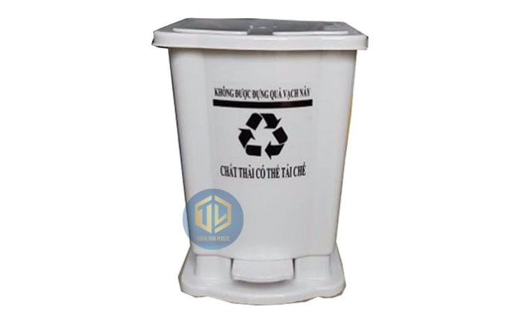 Thùng rác y tế màu trắng