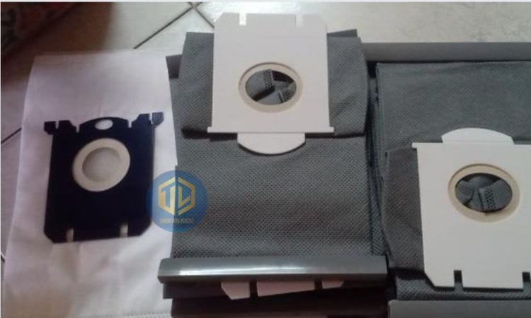 Theo chất liệu túi đựng rác máy hút bụi