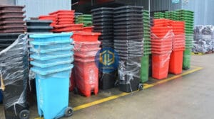 thung-rac-nhua-quan-2