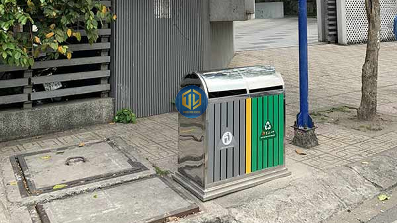 TOP 5 thùng rác 2 ngăn ngoài trời và trong nhà tốt nhất 2026