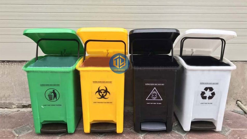 Thùng rác y tế 20L